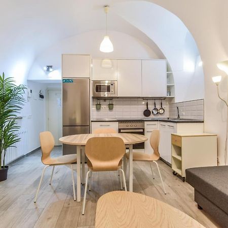 Apartamento En Pleno Barrio De Las Letras Apartment Madrid Bagian luar foto