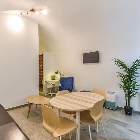 Apartamento En Pleno Barrio De Las Letras Apartment Madrid Bagian luar foto