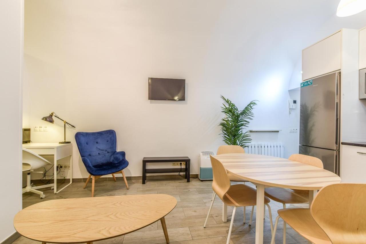 Apartamento En Pleno Barrio De Las Letras Apartment Madrid Bagian luar foto