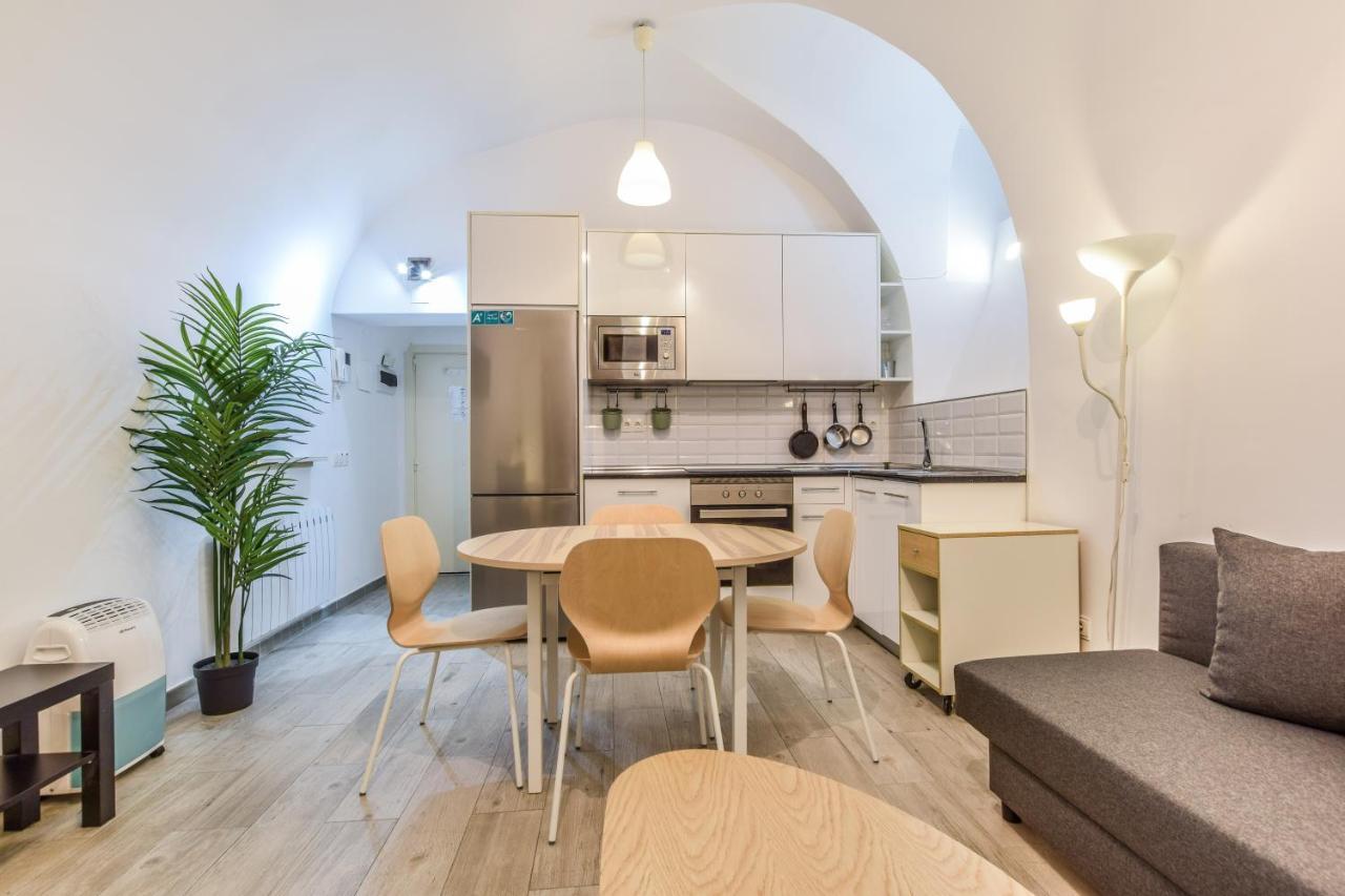 Apartamento En Pleno Barrio De Las Letras Apartment Madrid Bagian luar foto