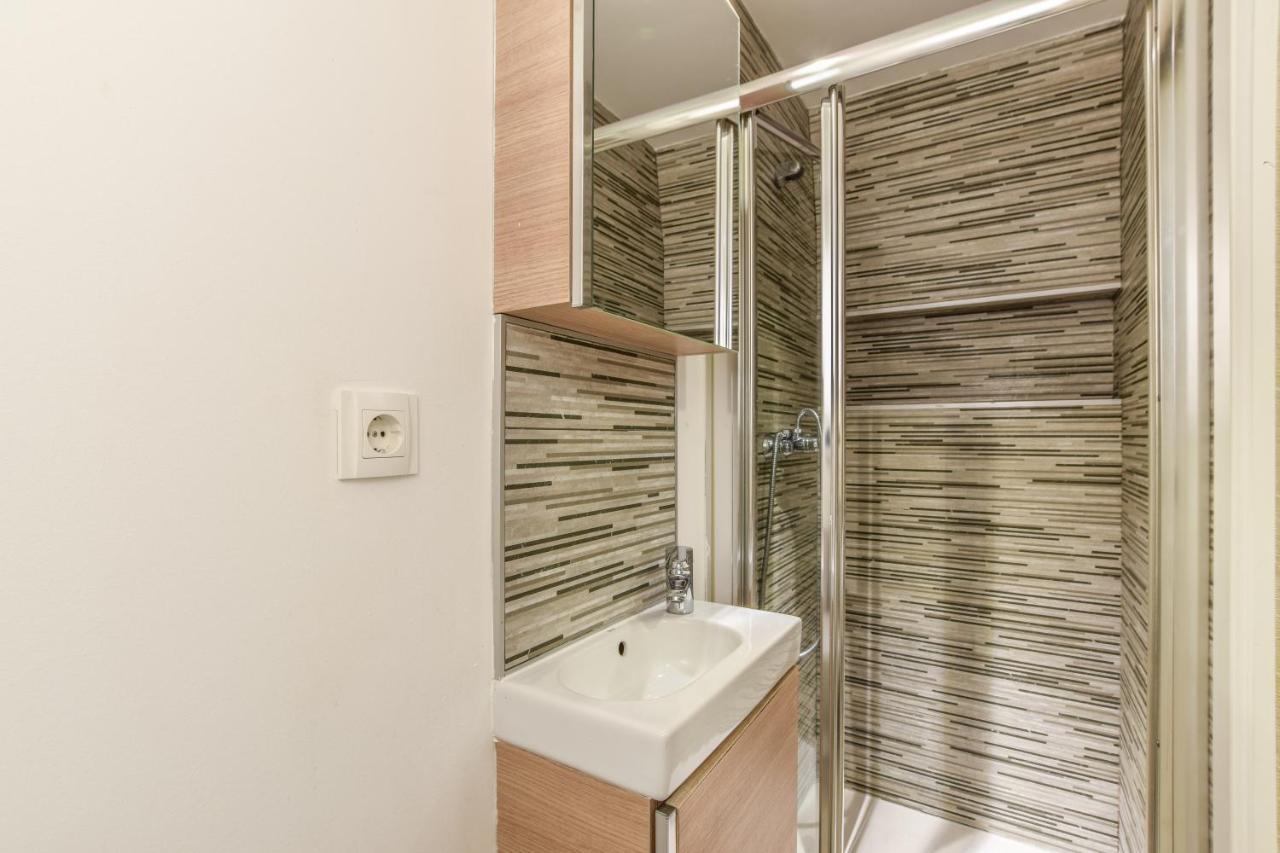Apartamento En Pleno Barrio De Las Letras Apartment Madrid Bagian luar foto